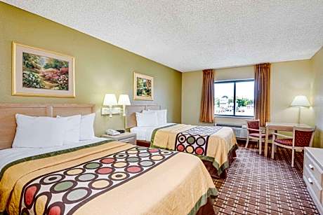 2 Double Beds Non-Smoking