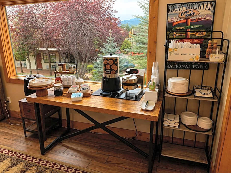 Estes Mountain Inn