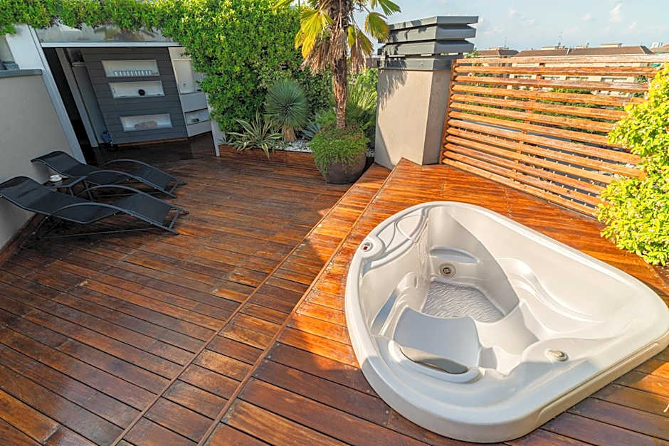 Fiftyfive-one Zuretti