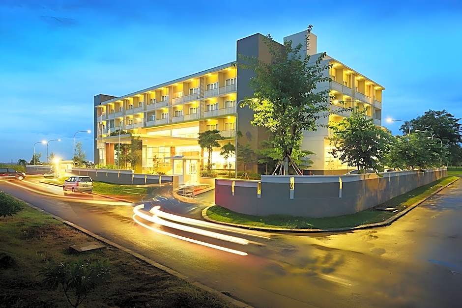 TreePark Hotel Karawang