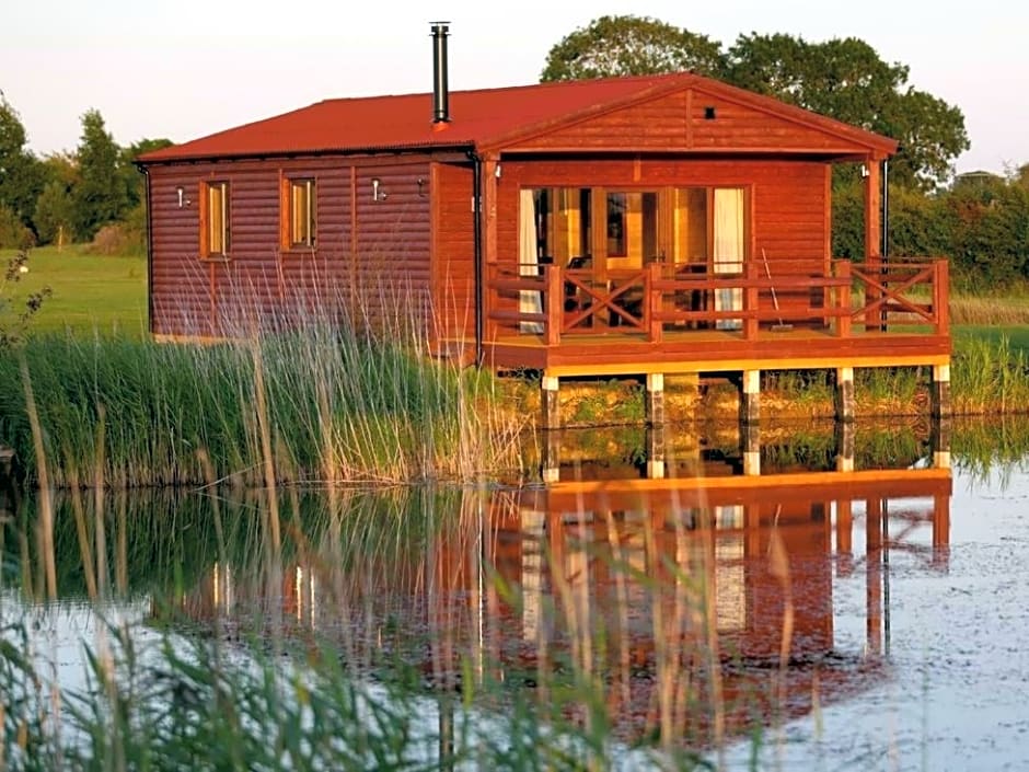 Lakeside Fishing Lodges