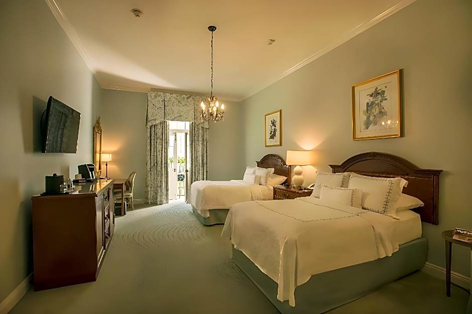 Bienville House Hotel