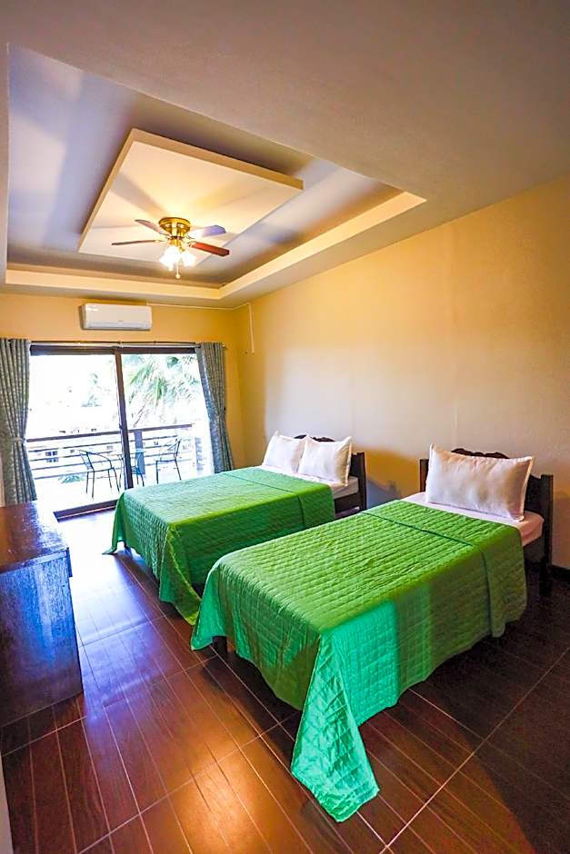 Minshuku KCS Hotel and Restaurant