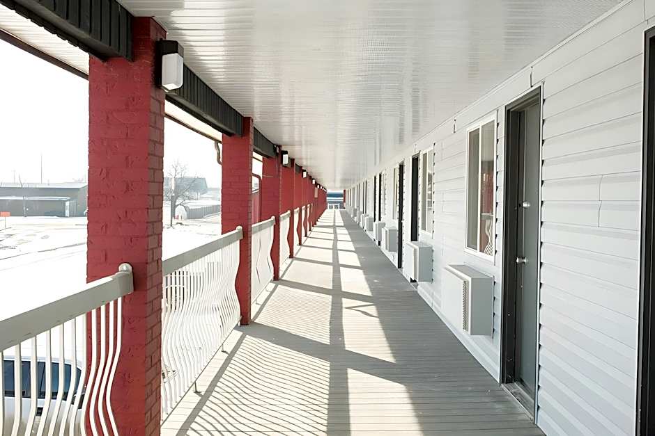 Medicine Hat Inn & Suites