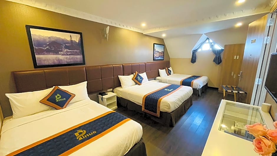 Pinus Hotel