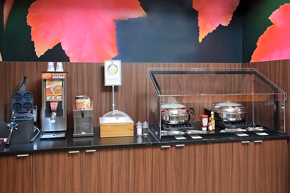 Fairfield Inn & Suites by Marriott Raleigh Capital Blvd./I-540