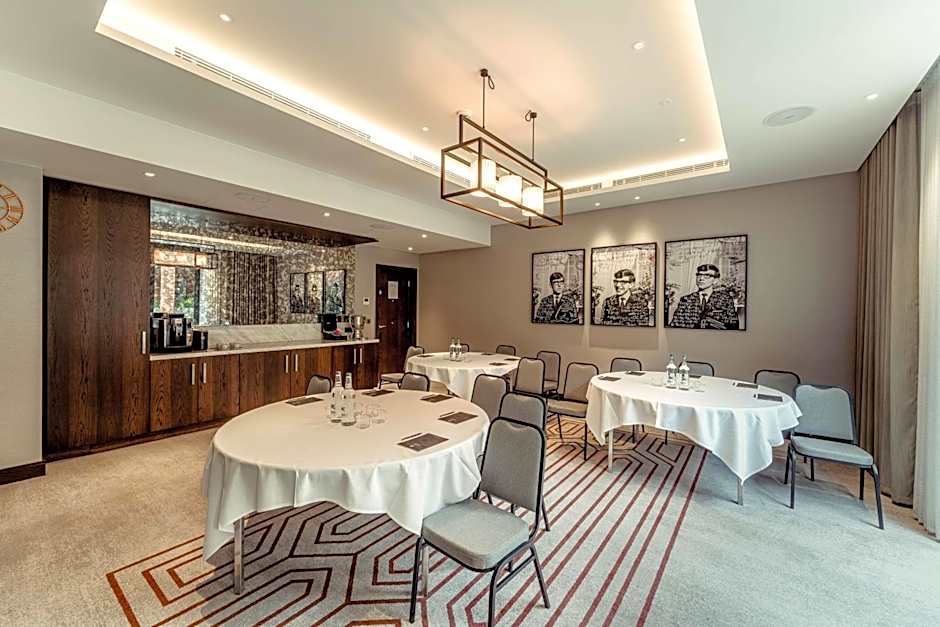 The Fellows House Cambridge, Curio Collection by Hilton