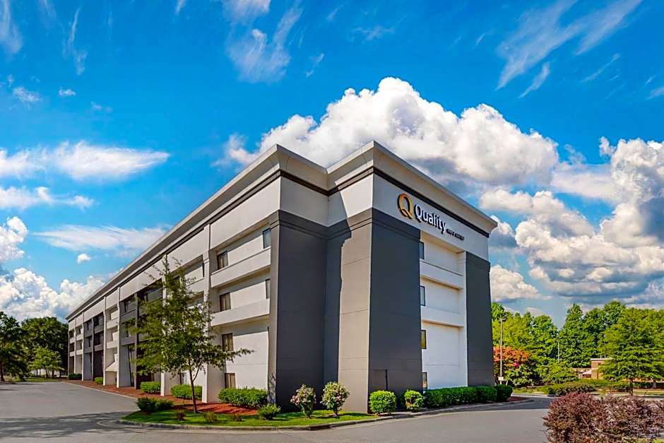 Quality Inn & Suites Raleigh Durham Airport
