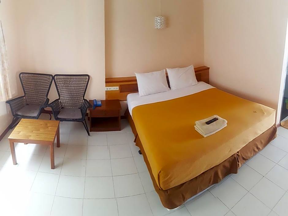 Top Thai Hotel