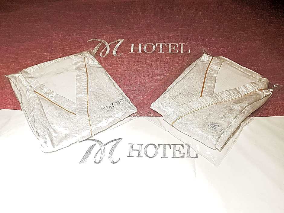 Gimje M Hotel Drive-in