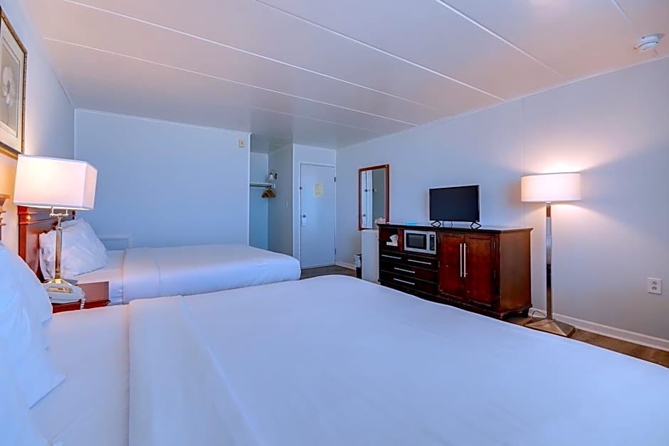Rideau Oceanfront Motel