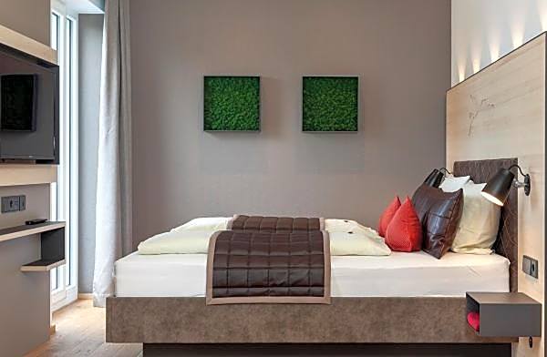 Boutiquehotel zur Winzerstube - Adults Only