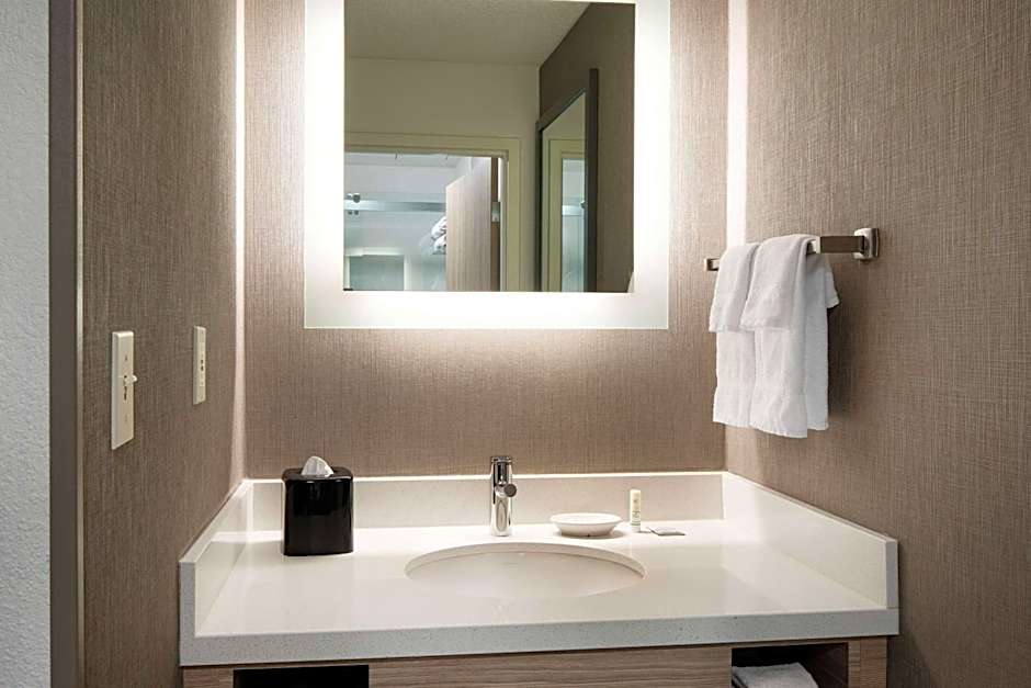 Sonesta Select Seattle Renton Suites