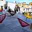 SQUARE HOTEL