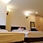 Qinbian B&B