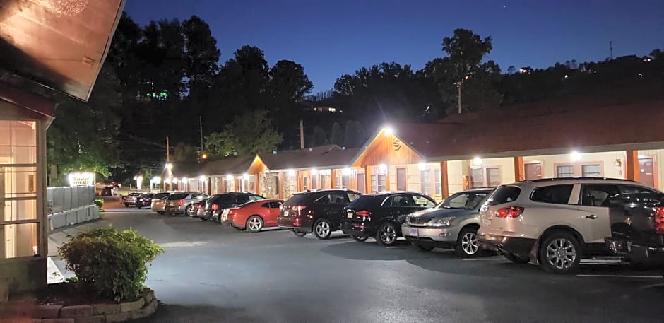 Marshall's Creek Rest Motel