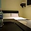 Clover Hotel