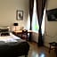 Morris Hotel