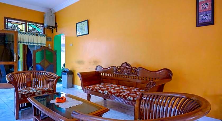 RedDoorz near Lokawisata Baturaden