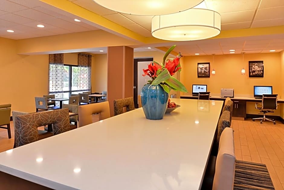 Comfort Inn Laurel - Fort Meade