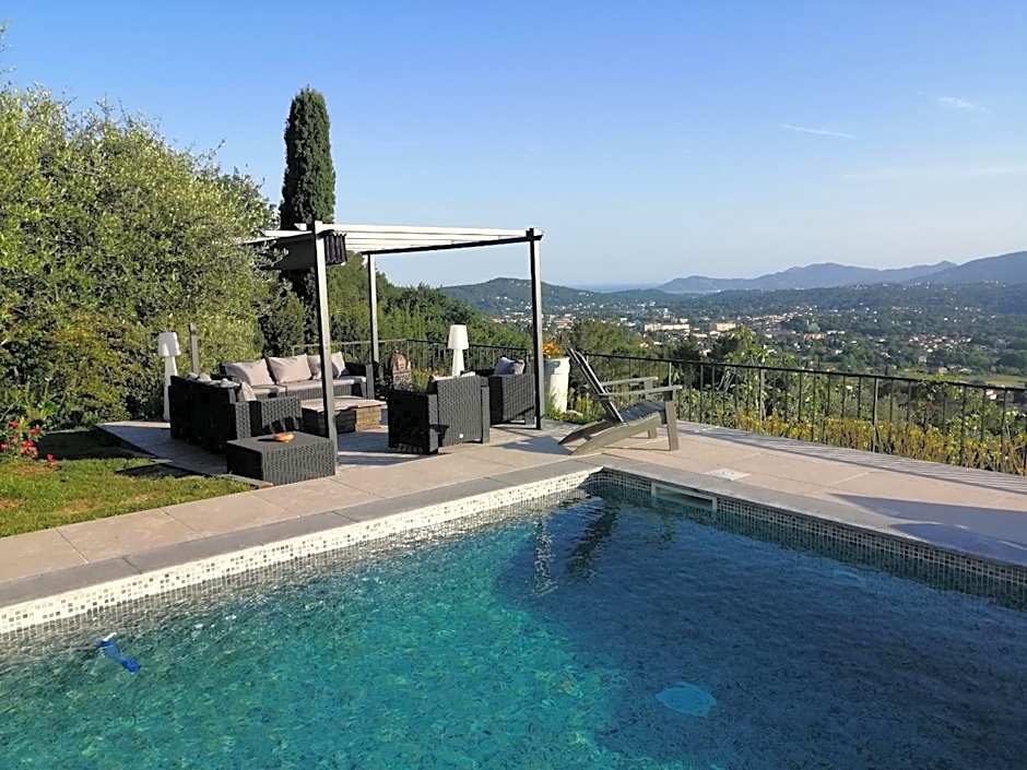 Les lodges de l'oliveraie de Virevent