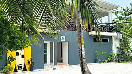 Wave Crest Retreat