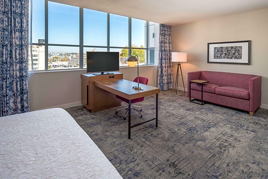 Hampton Inn And Suites By Hilton Portland-Pearl District