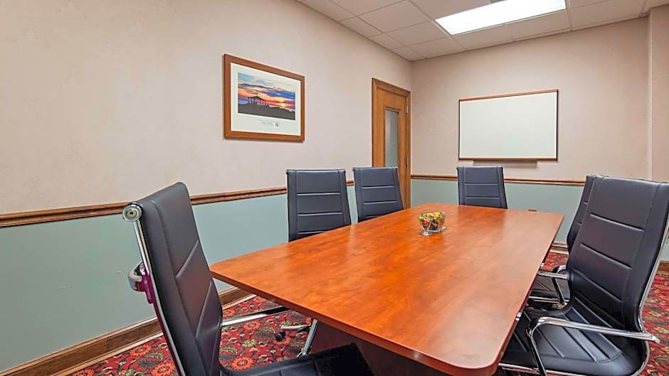 Best Western Plus Portsmouth Hotel and Suites