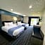 Oyster Bay Inn & Suites
