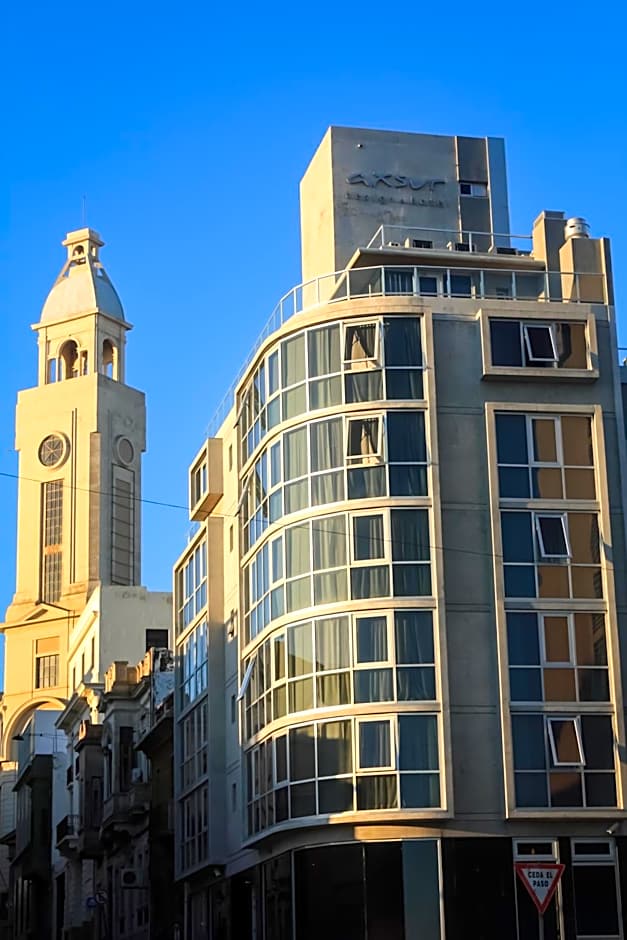 AXSUR Design Hotel
