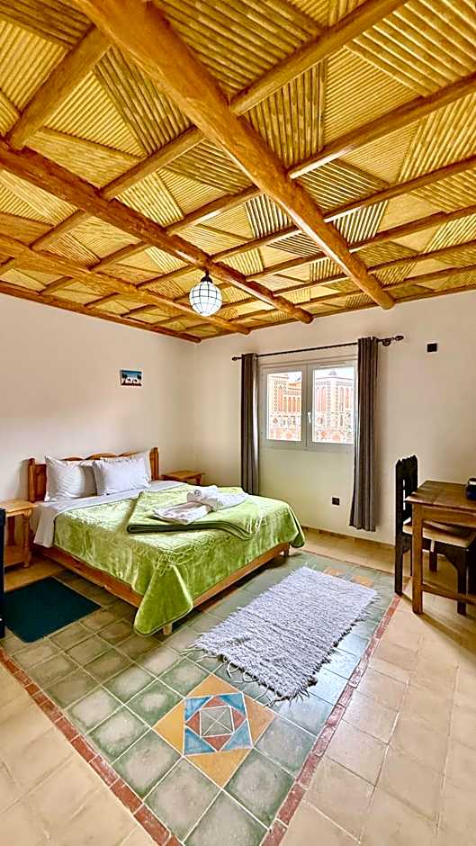 Hotel New Mars Dades