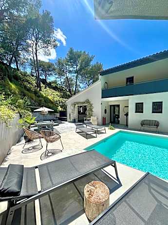 Arty Provence, vue, calme et piscine chauffée dans les Alpilles proche St-Rémy-de-Provence