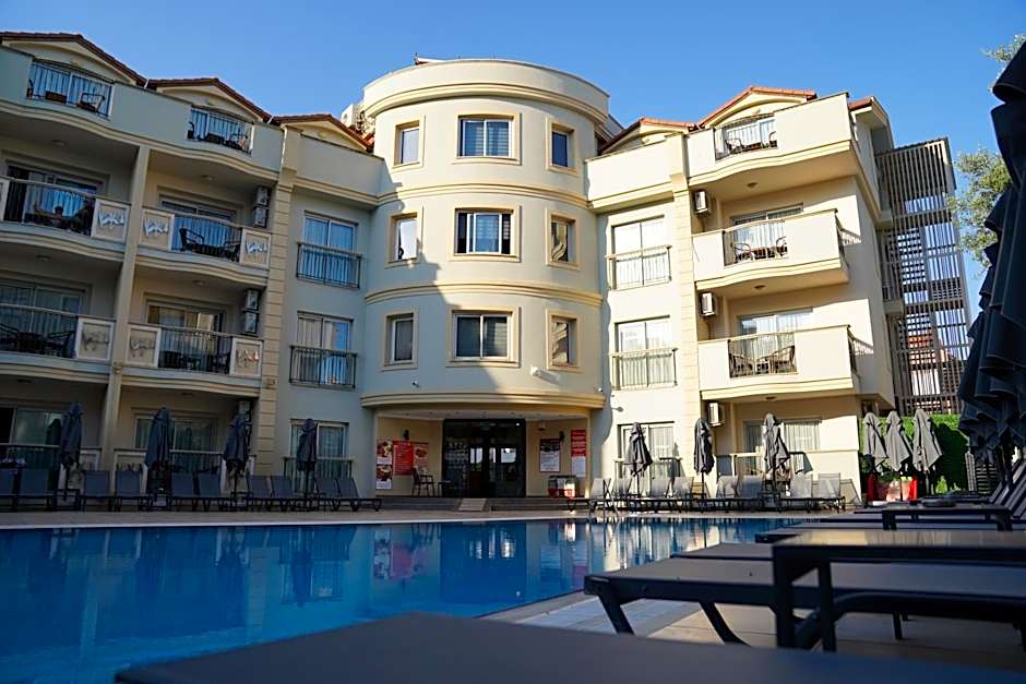 Club Karakas Apart Otel