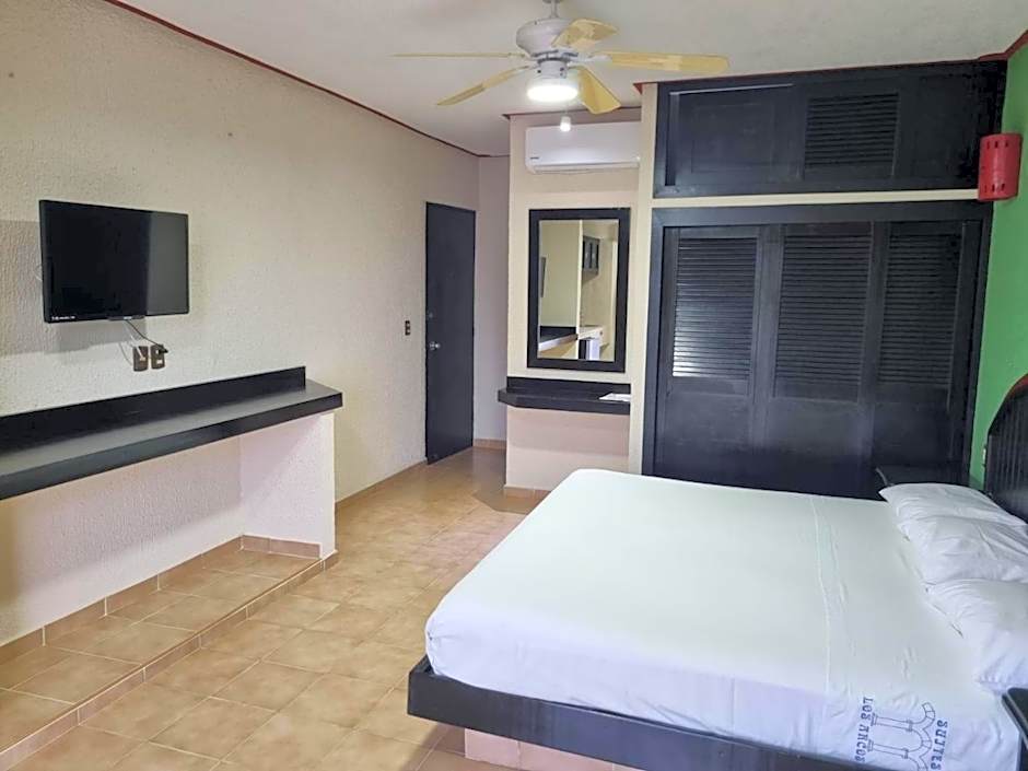 Suites Los Arcos