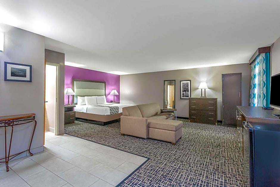 La Quinta Inn & Suites by Wyndham Radford