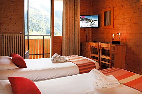 Family Room with Mountain View