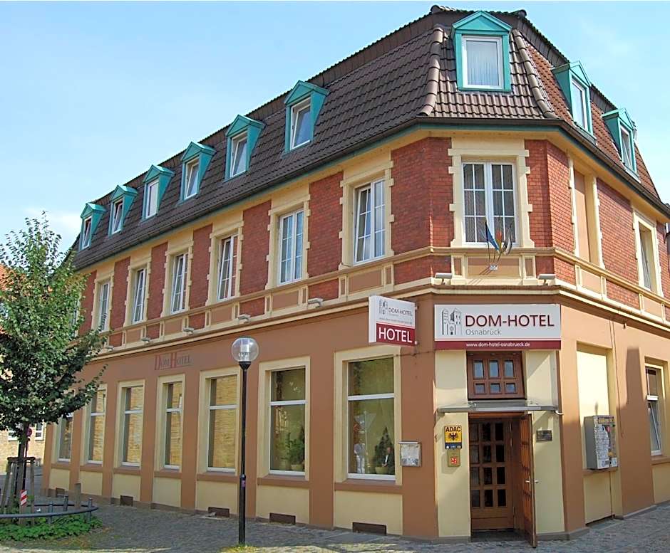 Dom Hotel