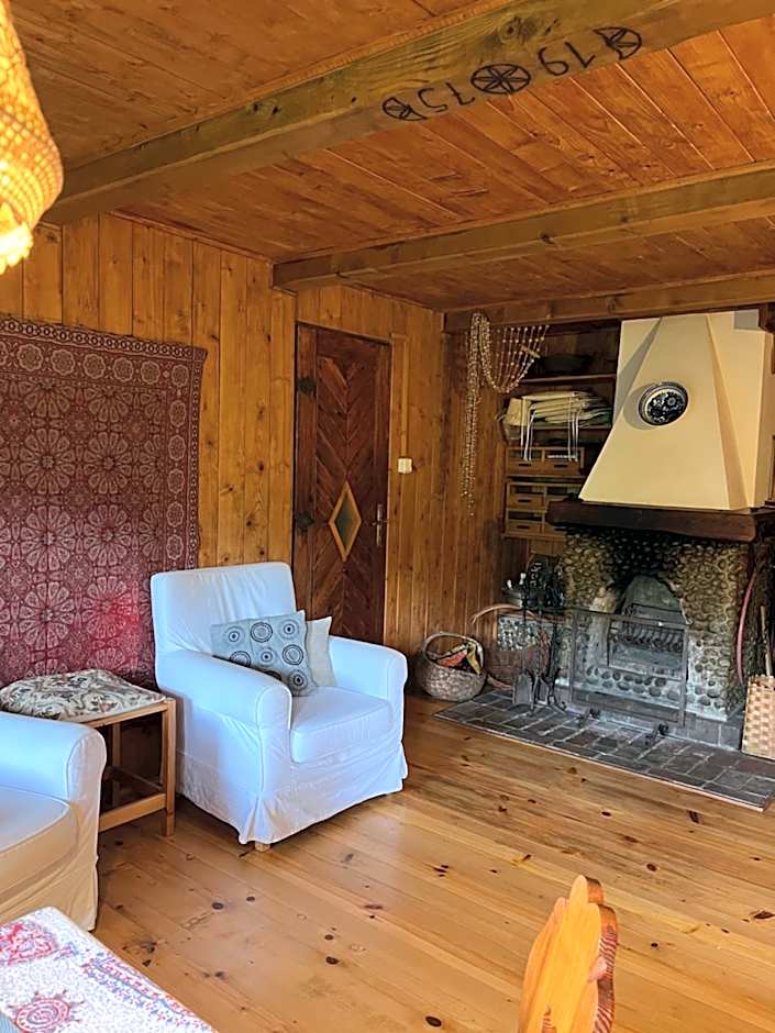 Drewniany Domek BB Nad Rzeką