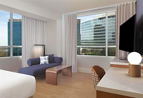King Corner Room ( 4 adults )