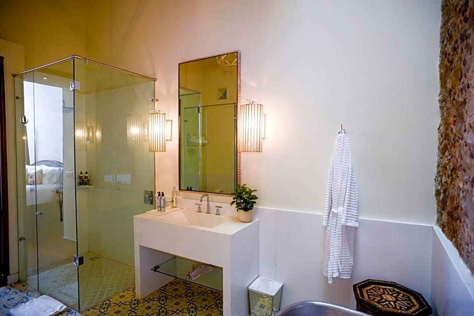 HOTEL CASA BLANCA 7