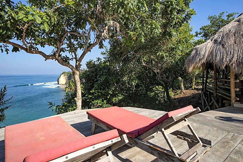 Ngalung Kalla Retreat