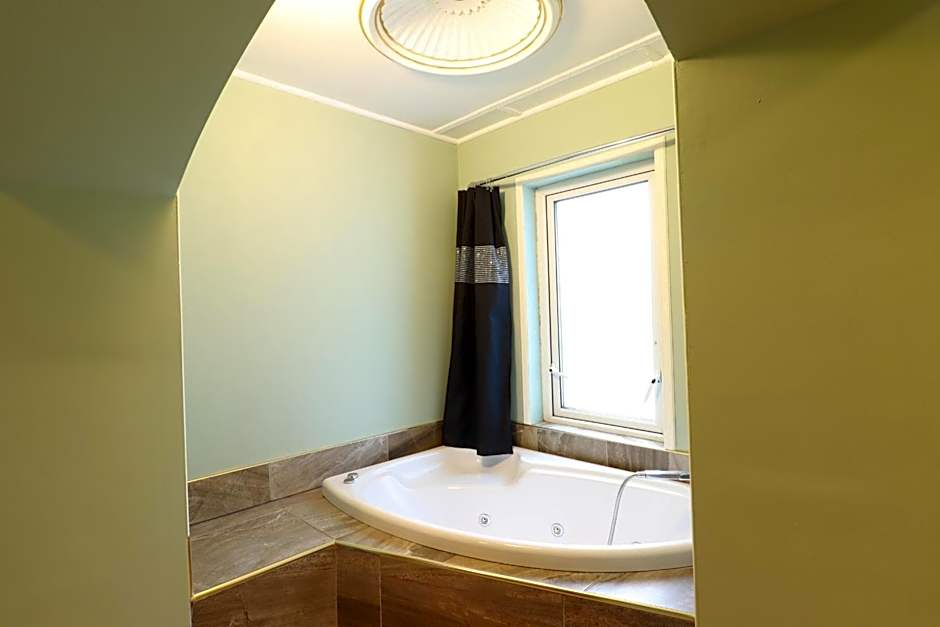 Ferndale Luxury Boutique Bed & Breakfast