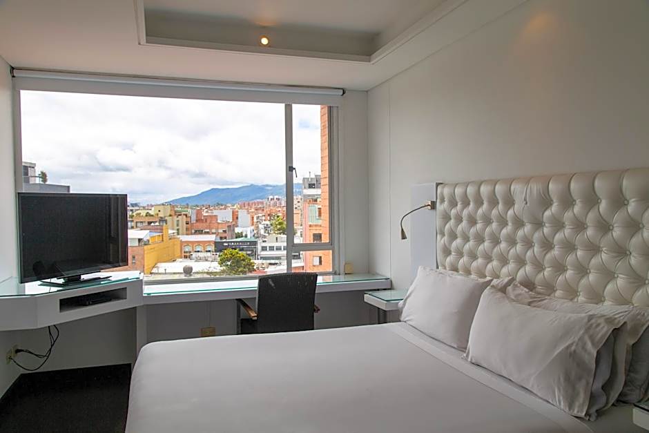 Hotel 104 Art Suites