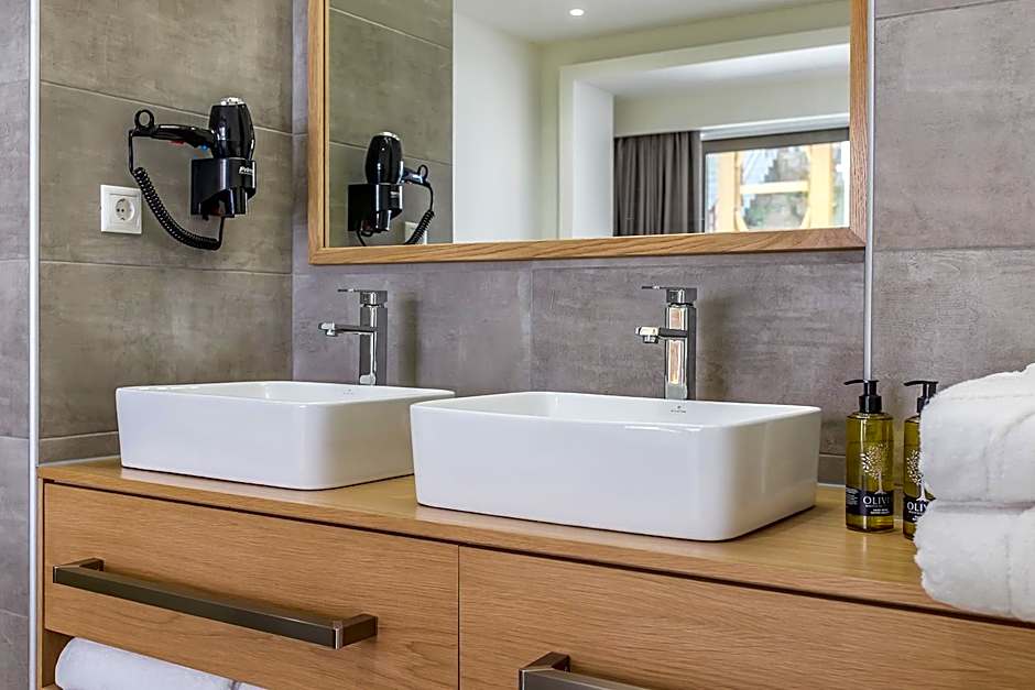 Lilium Luxury Suites