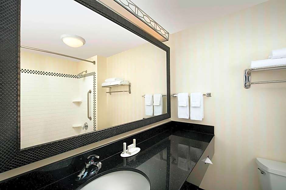 Fairfield Inn & Suites by Marriott Miami Airport South