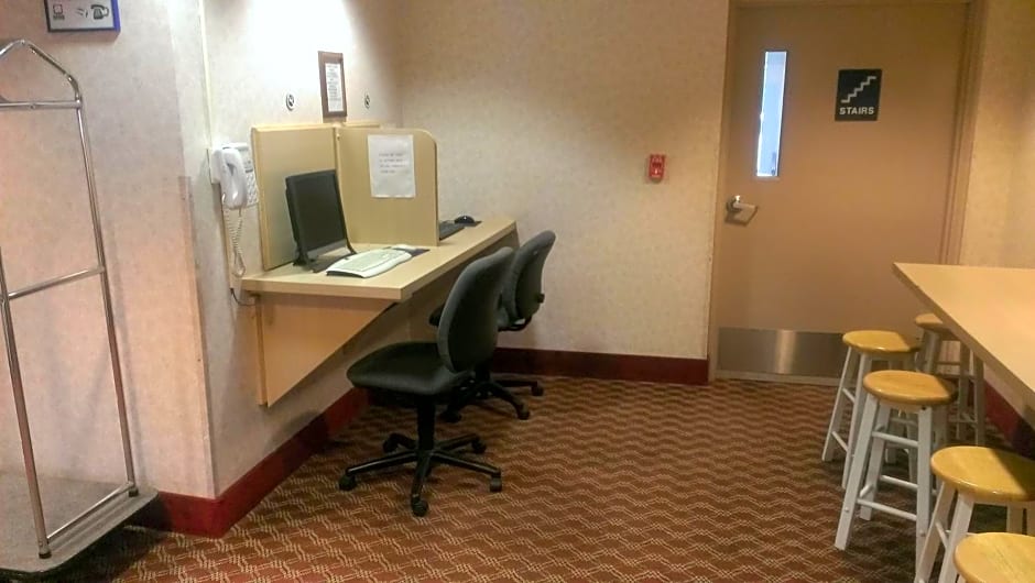 Microtel Inn & Suites by Wyndham Syracuse Baldwinsville