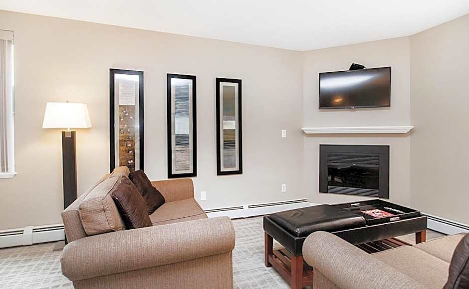 Canterra Suites Hotel