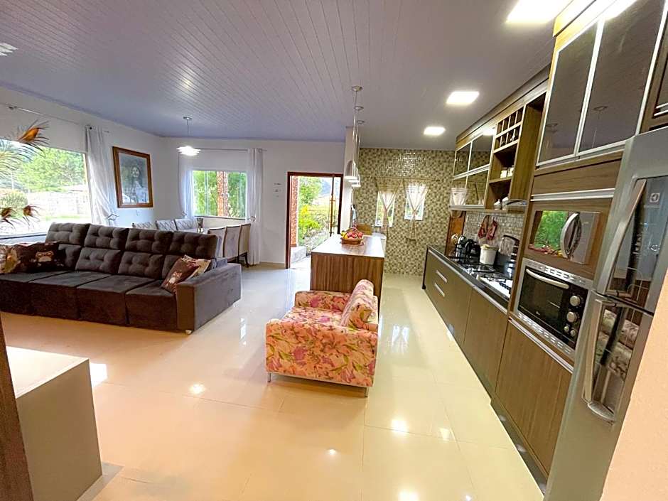 Casa com 3 Suítes em Urubici