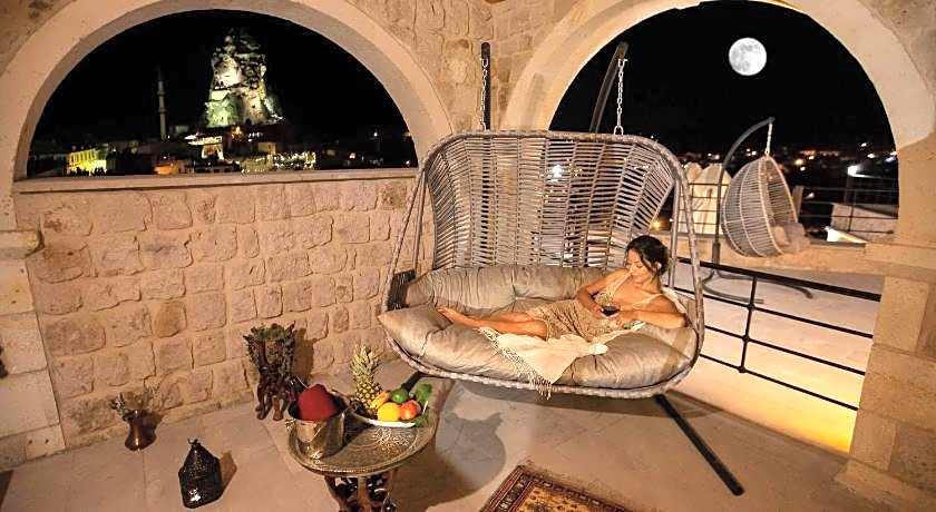 Acer Cave Hotel