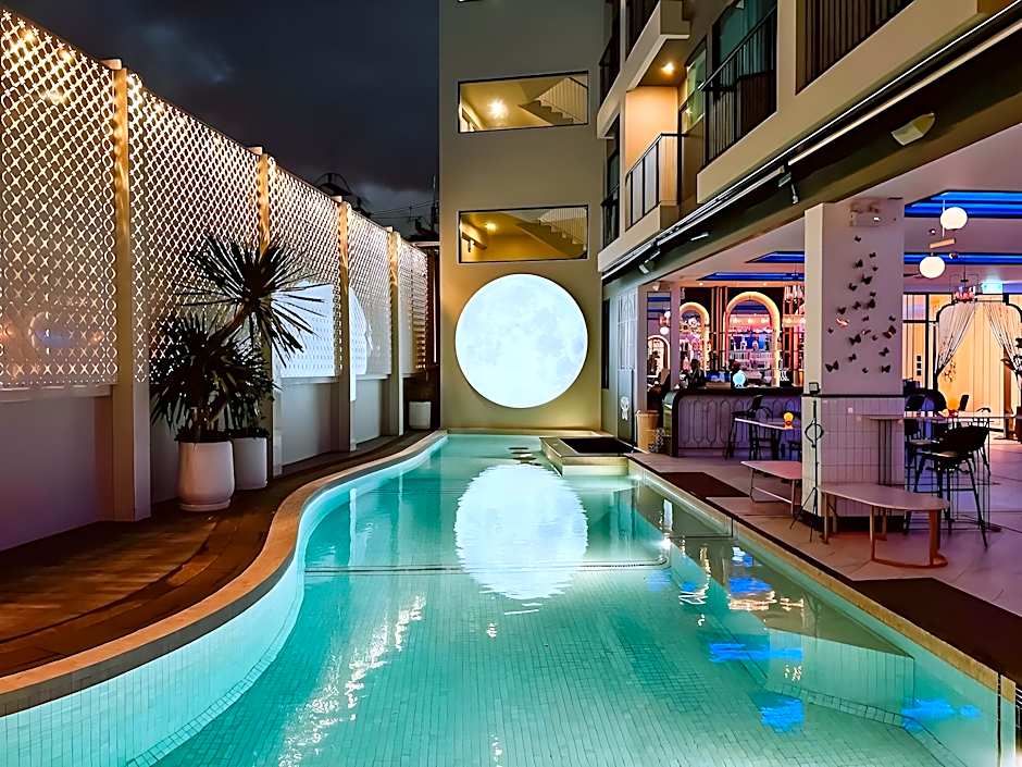 Ratri Hotel Phuket Old Town